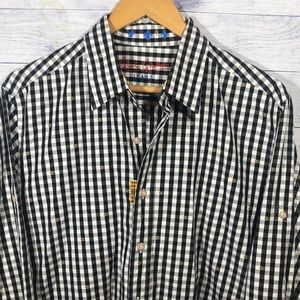 Robert Graham Jeans Button down shirt Large